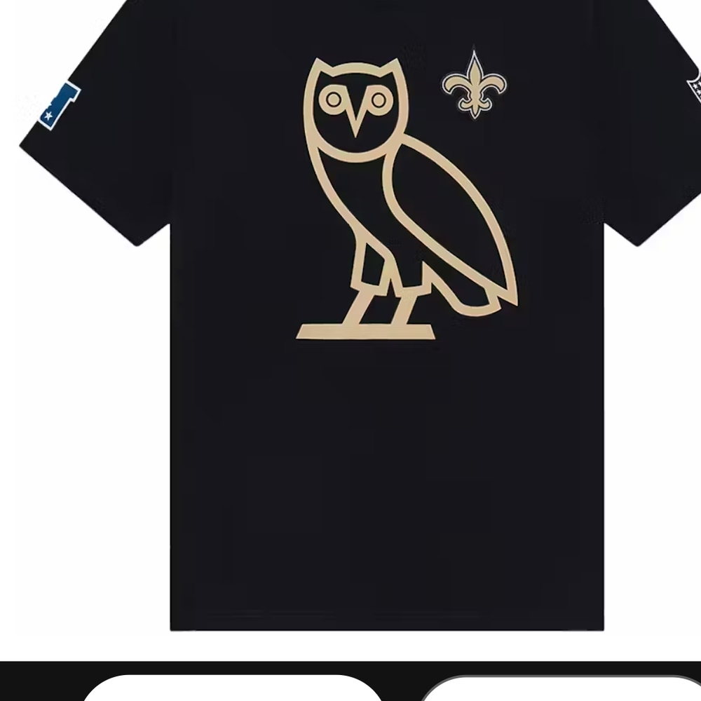 Black T-Shirt with Owl and Fleur-de-lis Design
